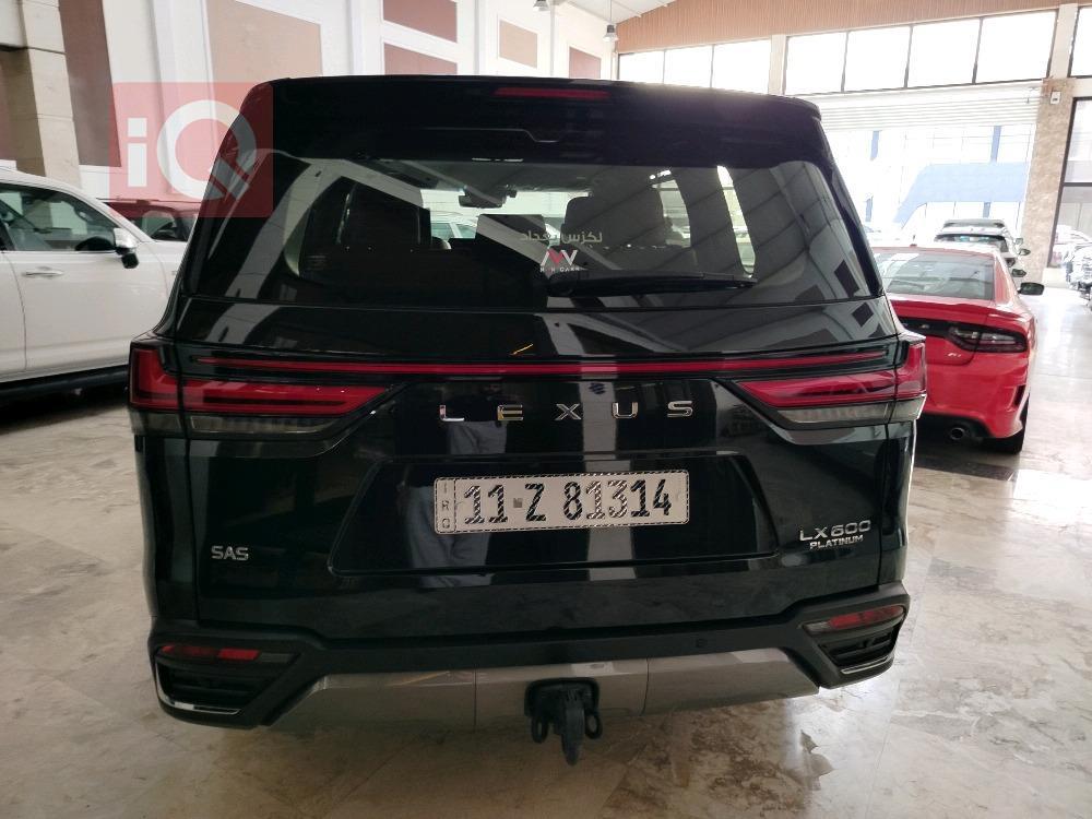 Lexus LX